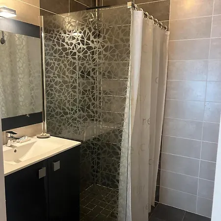 Holiday home Le Patio Celeste - La Chaume - Sleeps 6