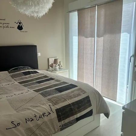 Holiday home Le Patio Celeste - La Chaume - Sleeps 6