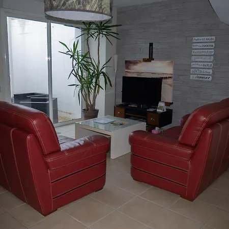 Holiday home Le Patio Celeste - La Chaume - Sleeps 6